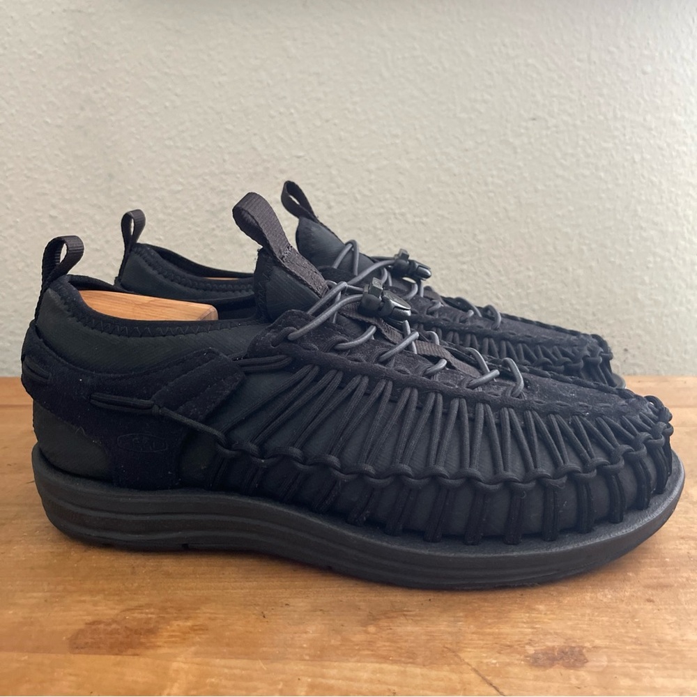 Keen Uneek HT Shoes Men's 8.5 Sneaker Sandal Bungee Outdoor Comfort Mesh Black